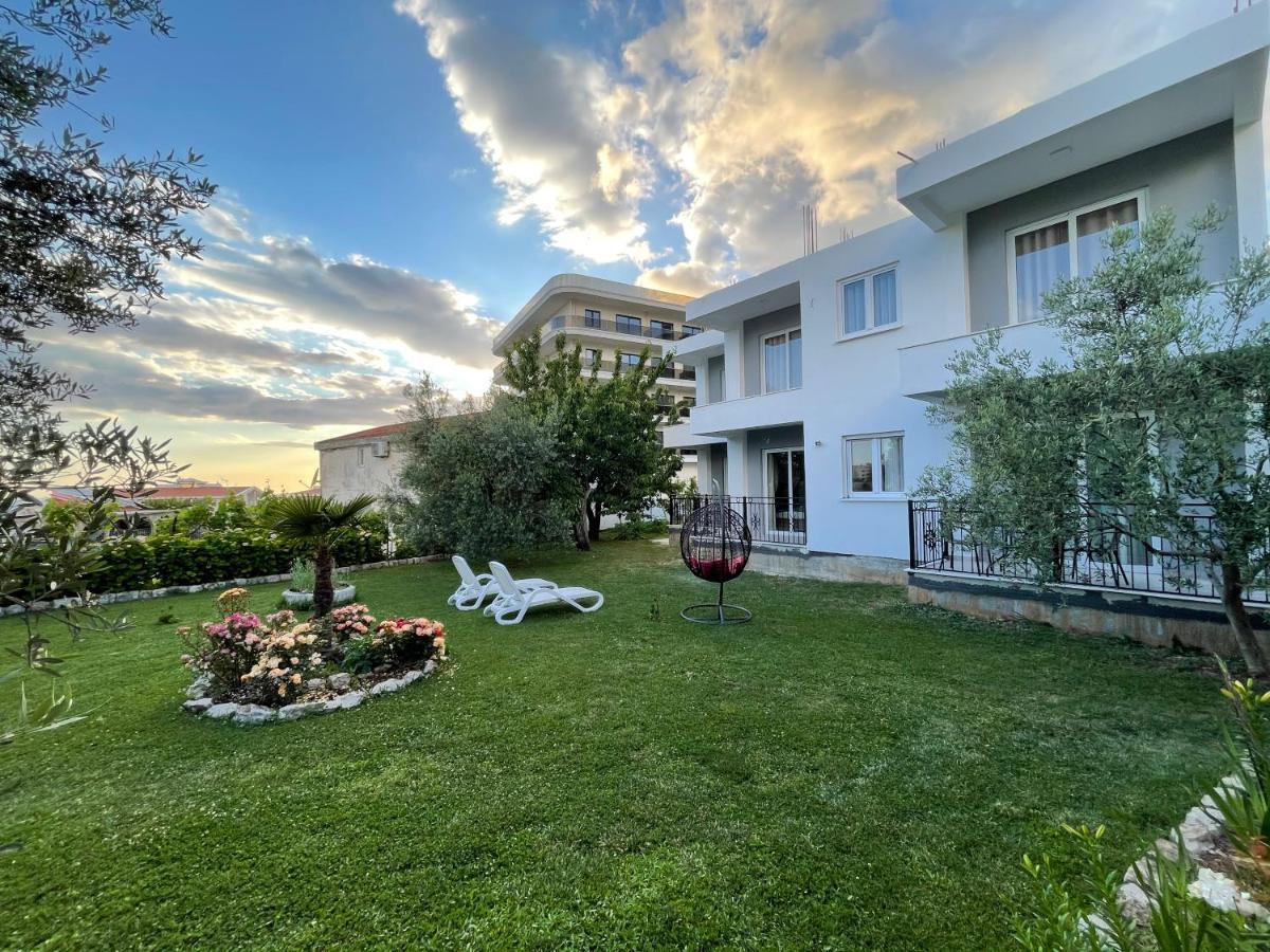 Sea Garden Apartments Dobra Voda Exterior foto